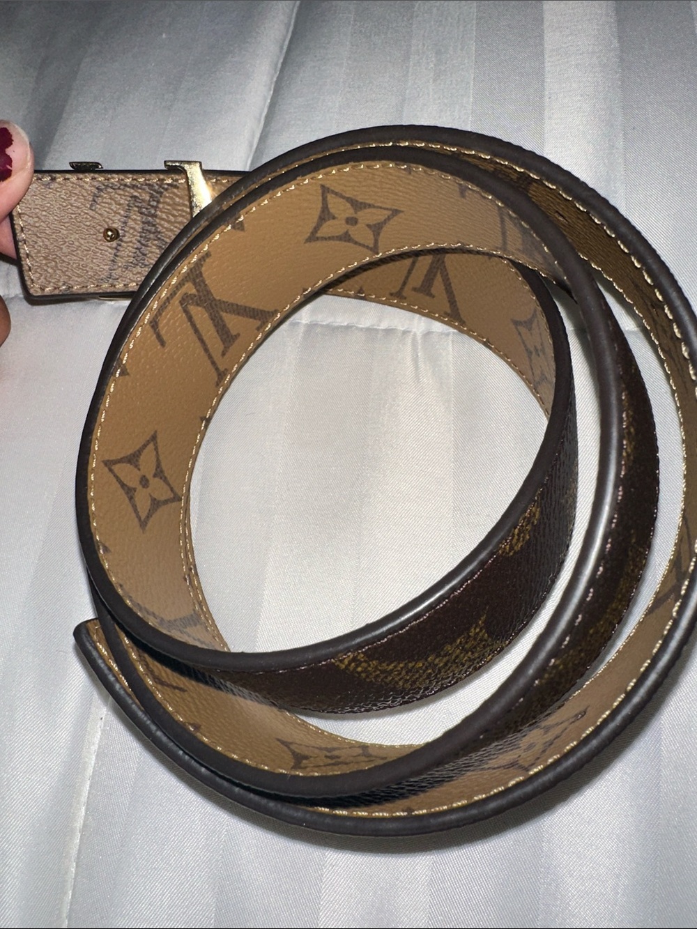 Louis Vuitton Monogram Brown Leather Belt with Gold LV Buckle - Picture 2 of 2
